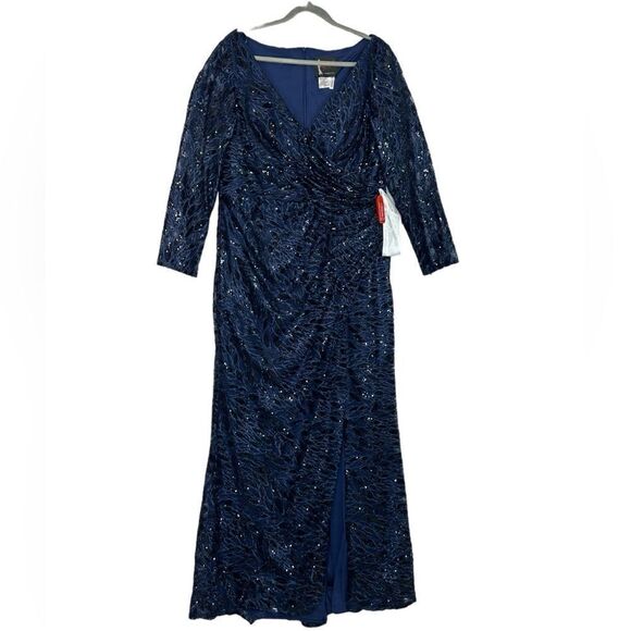 Mac Duggal Long Sleeve Sequin Lace Sequin Gown | Size 16 - Picture 6 of 13